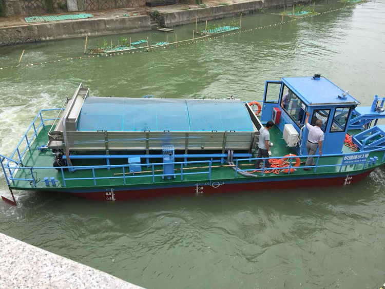 蓝藻打捞船(图1)